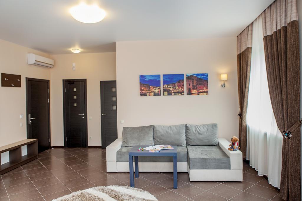 Chisto Hotel Gomel Exterior foto