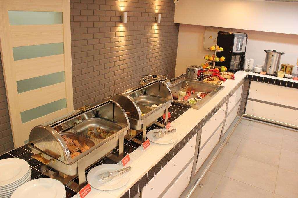 Chisto Hotel Gomel Restaurant foto